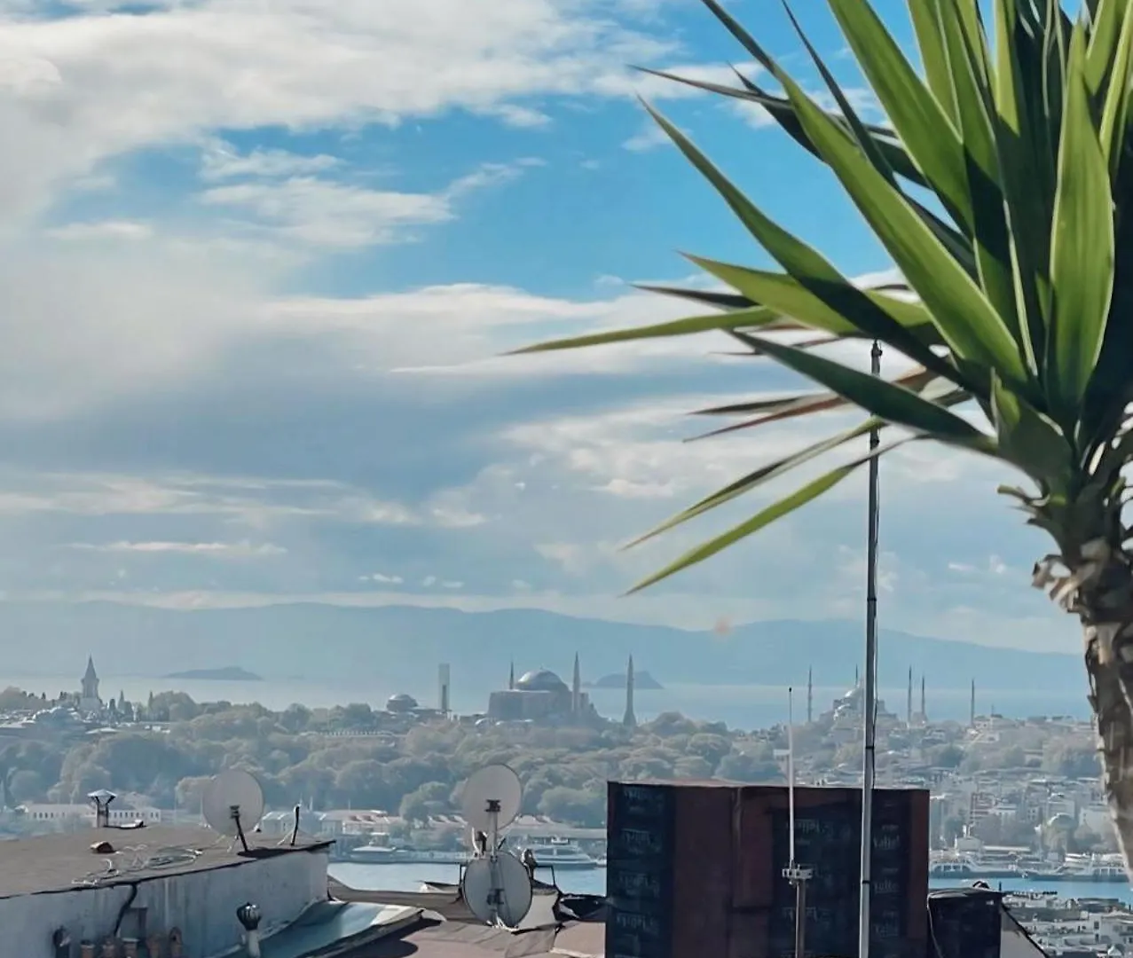 Misafir Suites 8 Istanbul 4*,