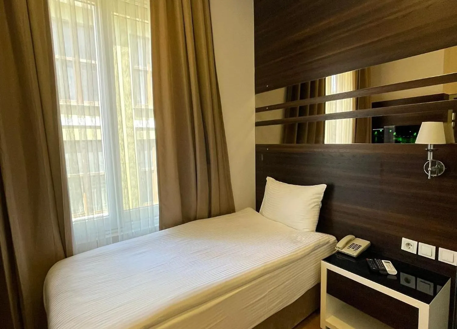 Misafir Suites 8 Istanbul 4*,