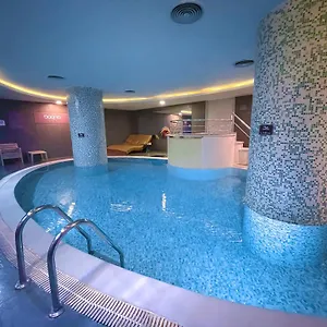4* Hotel Miapera And