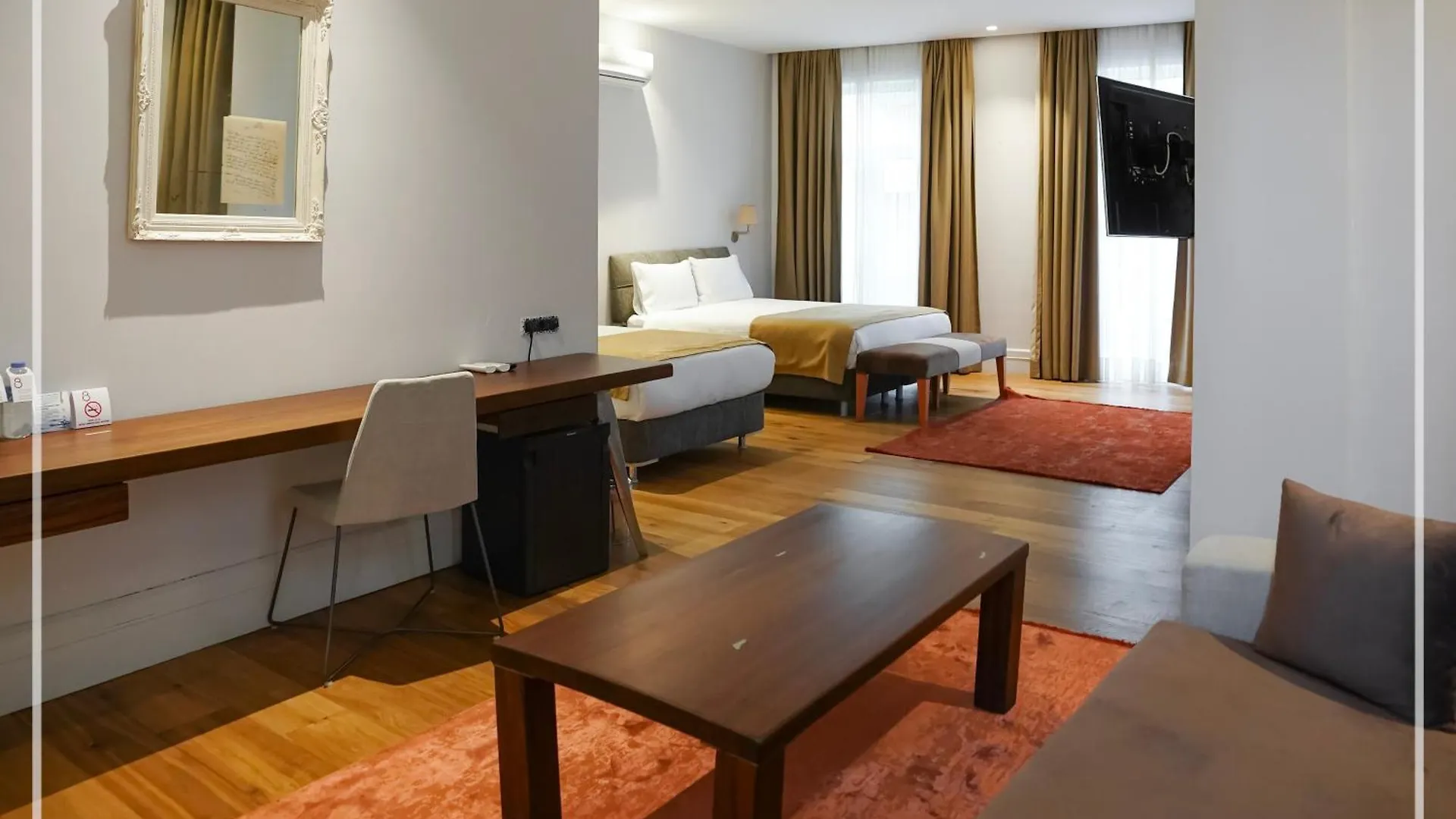 Misafir Suites 8 Isztambul 4*,