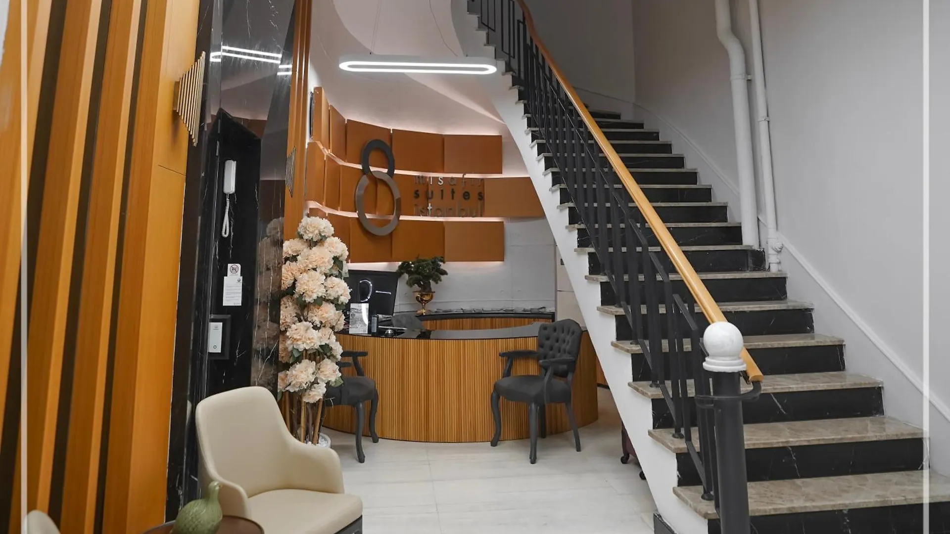 Misafir Suites 8 Istanbul 4*,